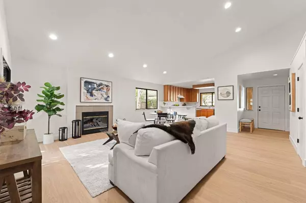 2754 Concord AVE, Davis, CA 95618