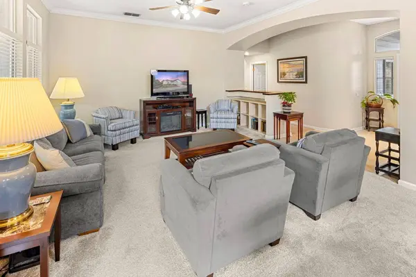 7025 Timberrose WAY, Roseville, CA 95747