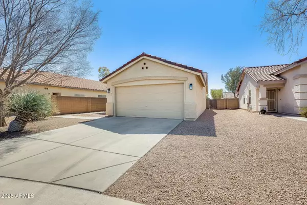 11229 E EMELITA Avenue, Mesa, AZ 85208