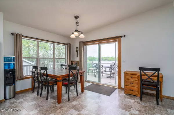 12555 MAPLE LAKE DR SE, Mentor, MN 56736