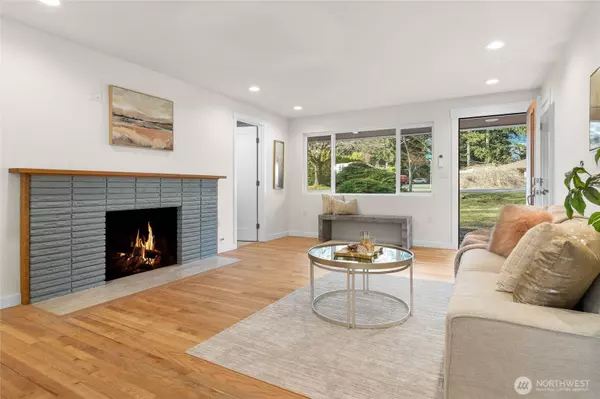 1403 N 137th St, Seattle, WA 98133