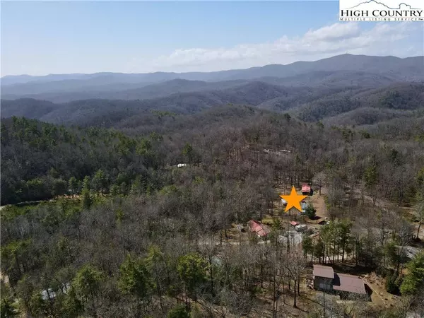 128 Archie Coffey LN, Collettsville, NC 28611