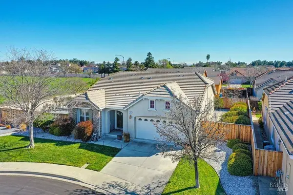 2043 Red Sunset CT, Vacaville, CA 95687