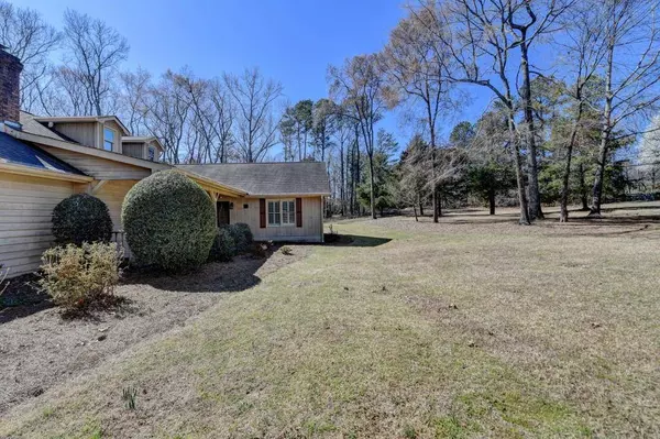 637 Rock Springs RD, Lawrenceville, GA 30043