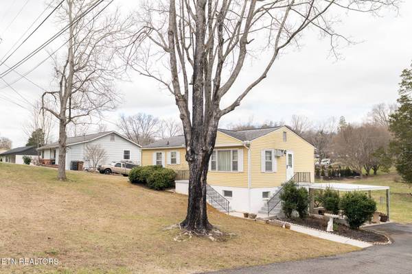 1509 Maple Drive, Knoxville, TN 37918