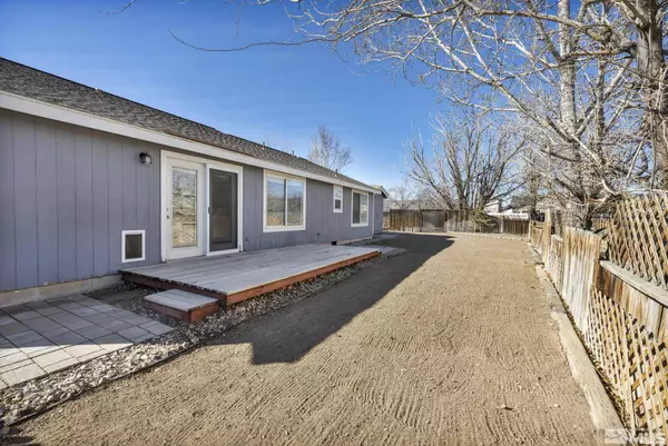 302 Wildrose Ct, Fernley, NV