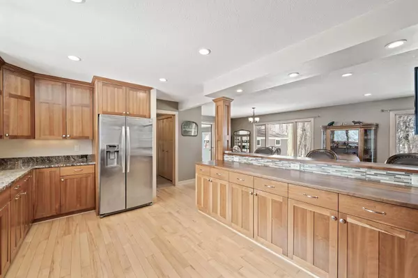 27750 Woodside RD, Shorewood, MN 55331
