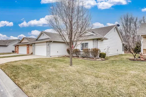 8217 W Nantucket St, Wichita, KS 67212