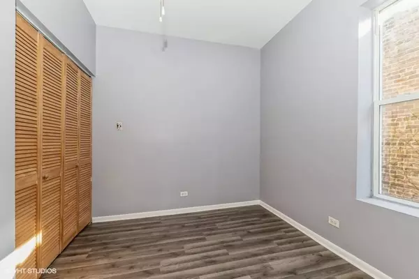 4622-24 S Calumet Avenue, Chicago, IL 60653