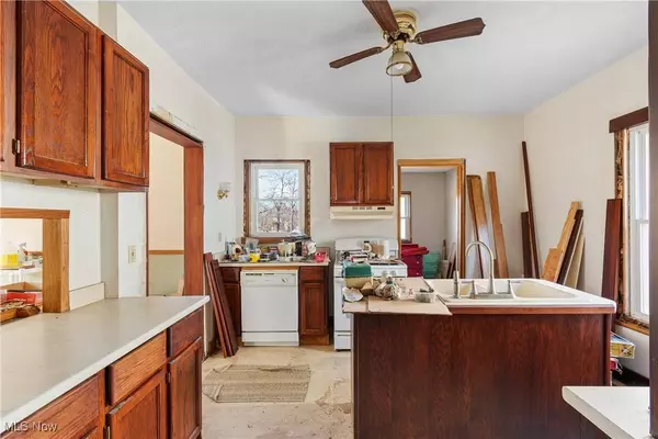 646 S Depeyster ST, Kent, OH 44240