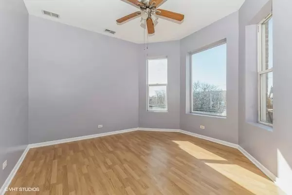 4622-24 S Calumet Avenue, Chicago, IL 60653