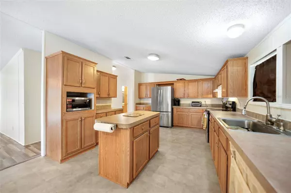 7136 NW LILY COUNTY LINE RD, Ona, FL 33865