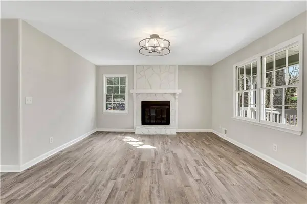 2401 Westland WAY, Acworth, GA 30102