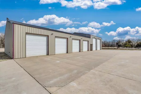 9110 SW Ruby Rd, Andover, KS 67002