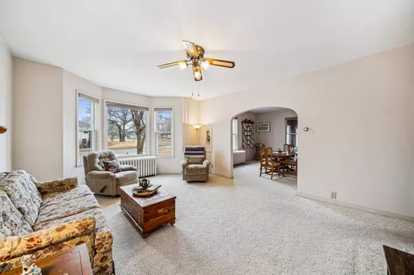 504 W Main ST, Belle Plaine, MN 56011