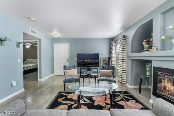 7950 W Flamingo Road #1037, Las Vegas, NV 89147