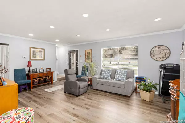 16514 Springhill, San Antonio, TX 78232