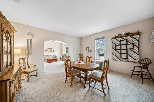 504 W Main ST, Belle Plaine, MN 56011