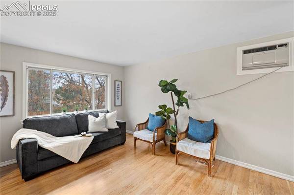 4127 Bent DR, Colorado Springs, CO 80909