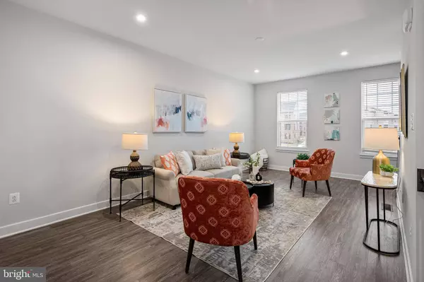 14007 SUNRISE VALLEY DR, Herndon, VA 20171