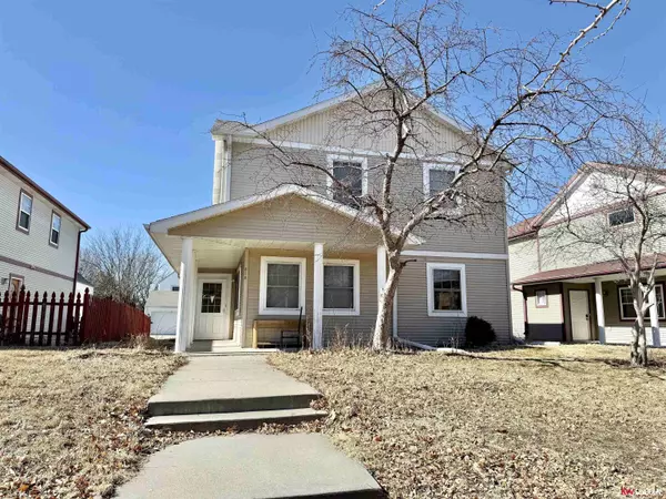 519 Village Avenue, Lincoln, NE 68503