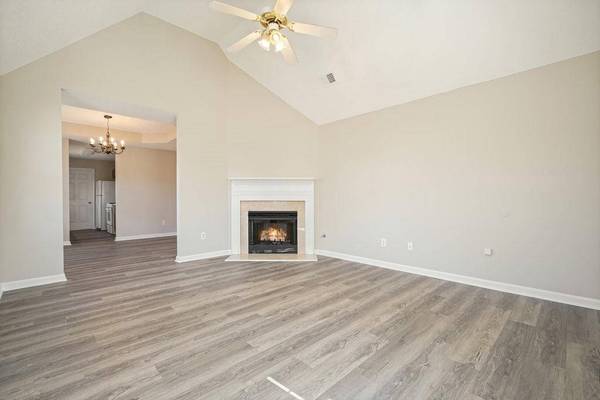 43 Pointe North DR, Cartersville, GA 30120