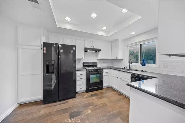 3744 Oleander DR, Highland, CA 92346