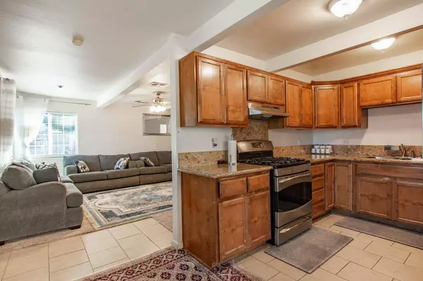 2312 Kinsington ST, West Sacramento, CA 95691