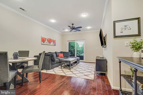 12000 MARKET ST #216, Reston, VA 20190