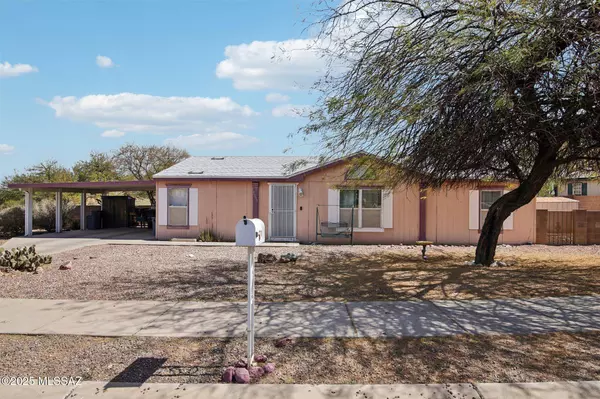 9000 N Odin Drive, Tucson, AZ 85743