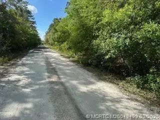 unassigned Moss AVE, Indiantown, FL 34956