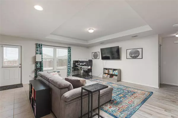 1601 Vernon Drive, Aubrey, TX 76227