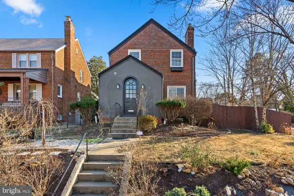 2601 NEWTON ST NE, Washington, DC 20018