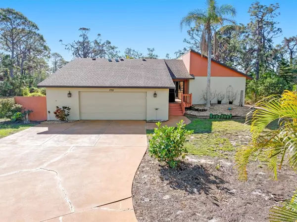 1701 OVERBROOK RD, Englewood, FL 34223