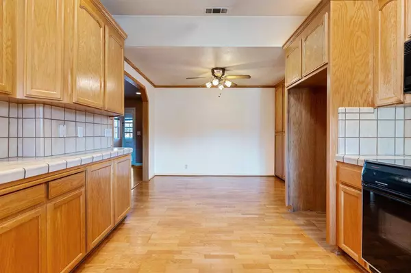 206 Rutledge DR, Lodi, CA 95242