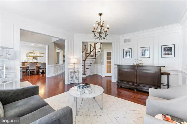 3905 GREENBANK LN, Newtown Square, PA 19073