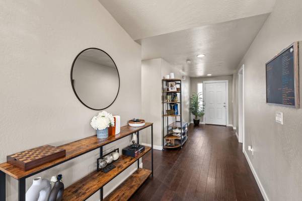 2294 Hill WAY, Medford, OR 97504