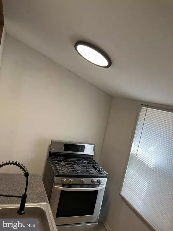 3417 G ST, Philadelphia, PA 19134