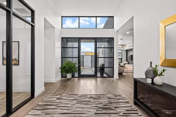 1885 E Lone Shore Ln, Eagle, ID 83616