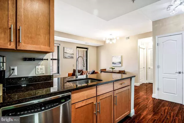 1111 ORONOCO ST #340, Alexandria, VA 22314