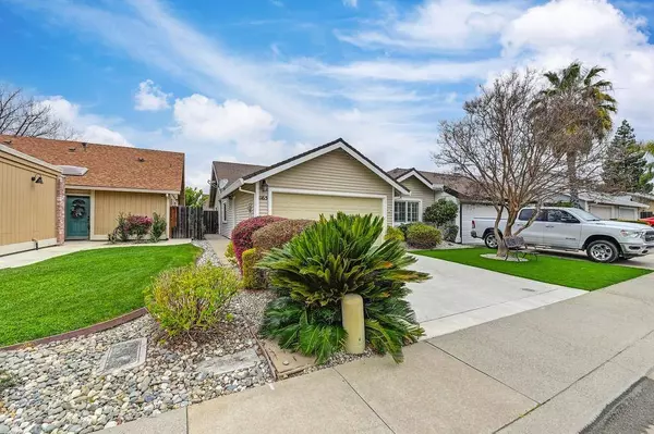 1165 Ravine View DR, Roseville, CA 95661