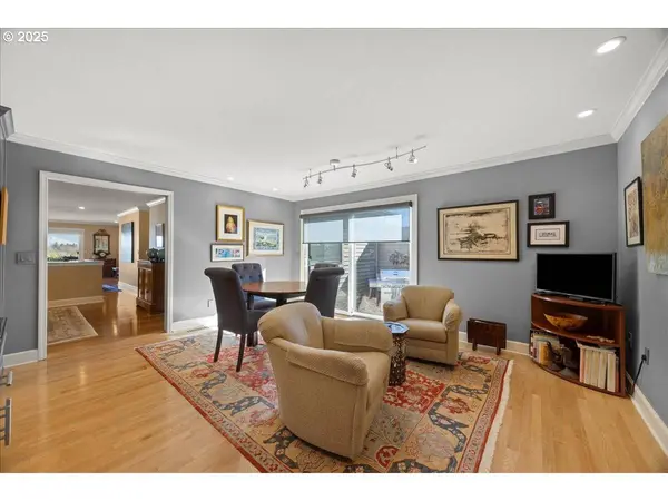 76 CONDOLEA WAY, Lake Oswego, OR 97035