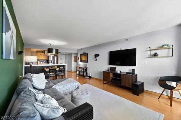 551 Observer Hwy #12H, Hoboken City, NJ 07030