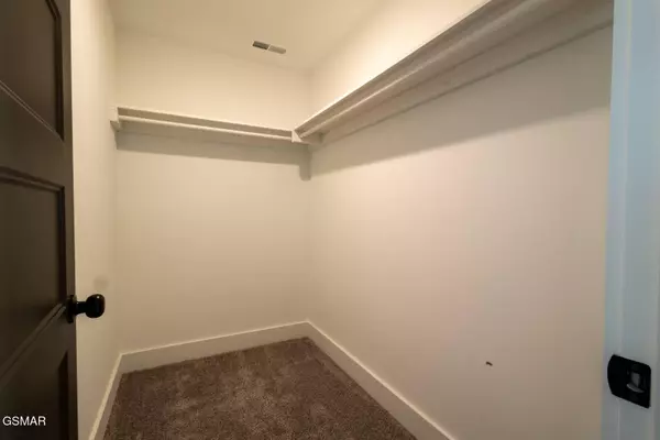 278a W Main ST, Dandridge, TN 37725