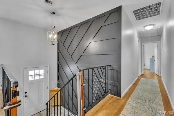 1901 Davis LN, Hopewell, VA 23860