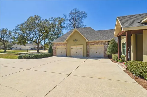 458 TRAILHEAD DR, Abita Springs, LA 70420