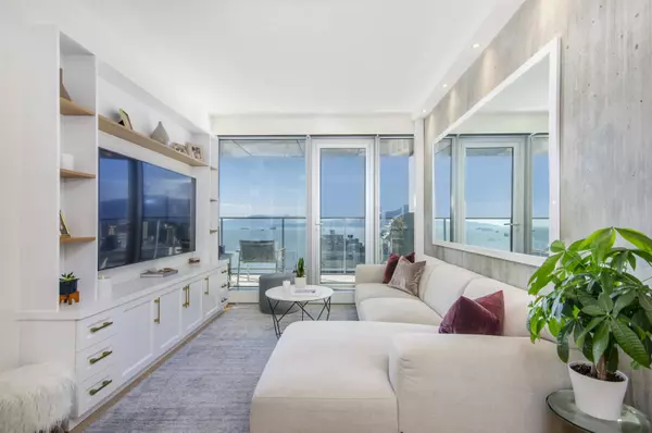 1480 HOWE ST #3905, Vancouver, BC V6Z 0G5