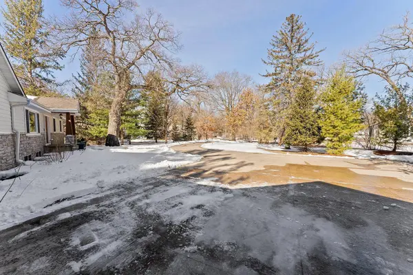 13907 Spring Lake RD, Minnetonka, MN 55345