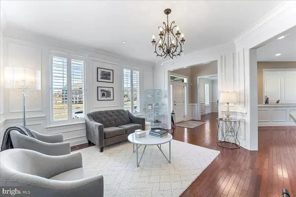 3905 GREENBANK LN, Newtown Square, PA 19073