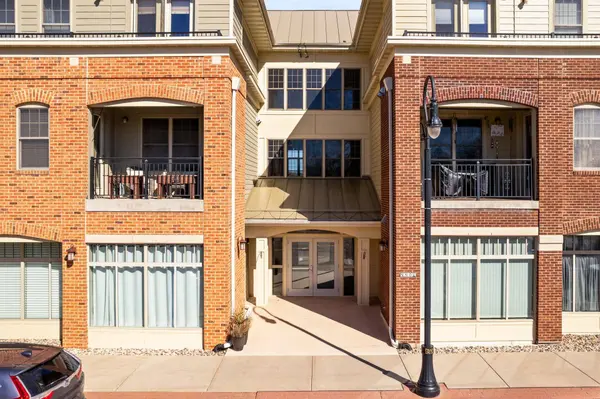 440 Water Street #311, Prairie Du Sac, WI 53578